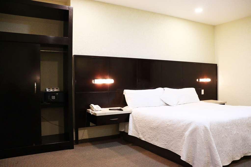 Wyndham Garden Aguascalientes Hotell Rom bilde