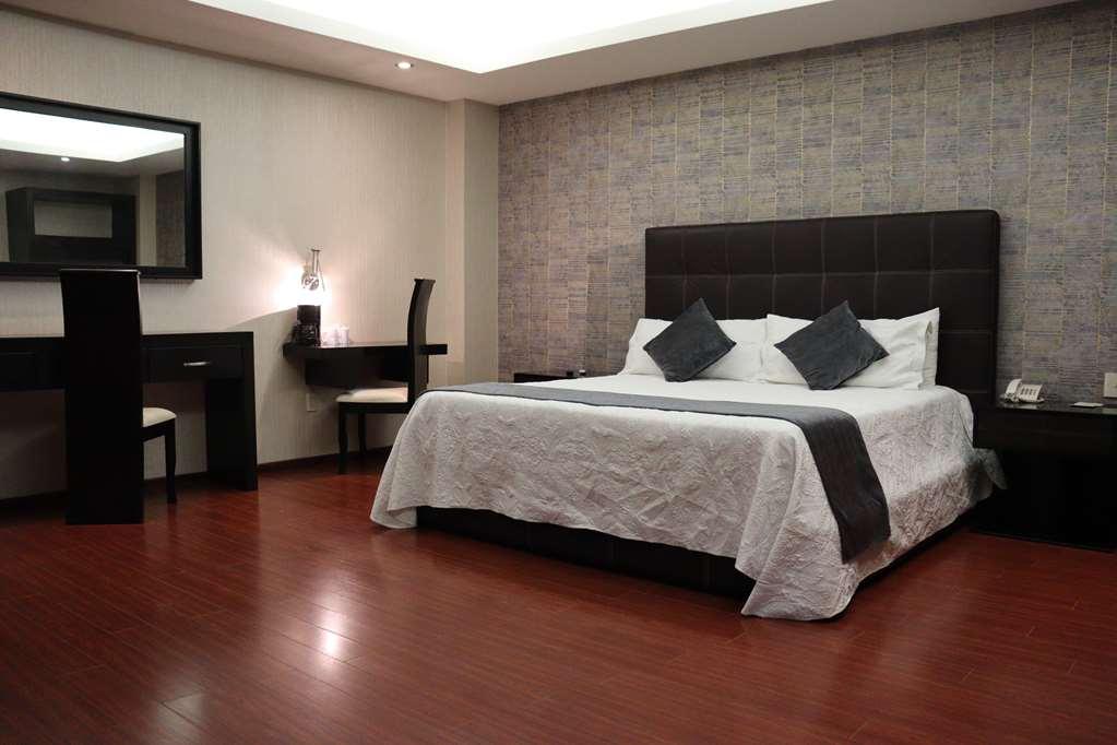 Wyndham Garden Aguascalientes Hotell Rom bilde